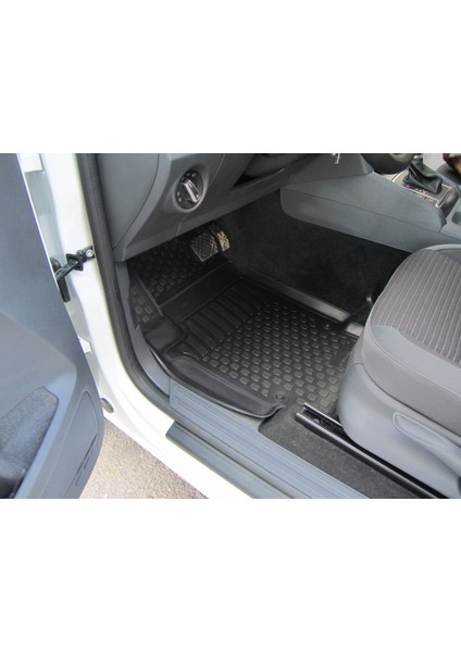 Volkswagen Amarok 3D Siyah Havuzlu Paspas 2010 ve 2022 modelleri