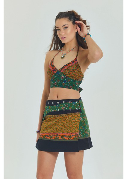 Çiçekli Patch Zımba Detaylı Cepli Mini Etek modelleri