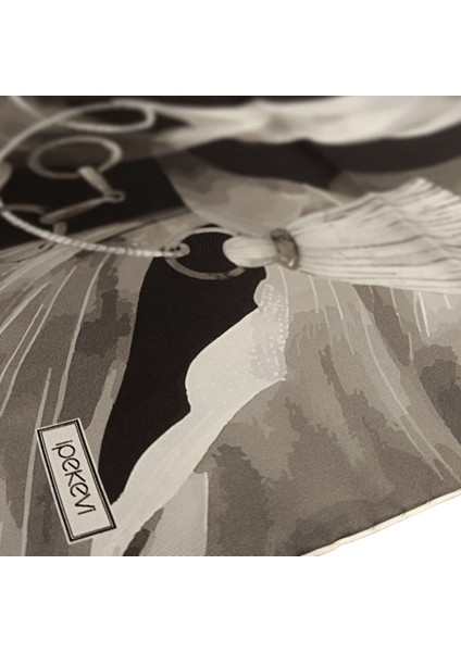 Siyah Beyaz Halat-Zincir Tivil Ipek Eşarp