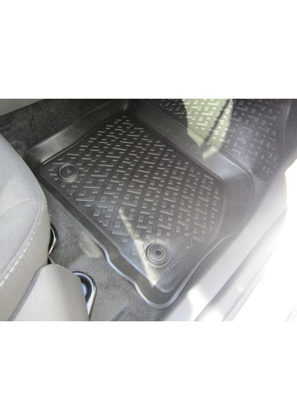 Ford Focus 3D Siyah Havuzlu Paspas 2014 ve 2018 fiyatları