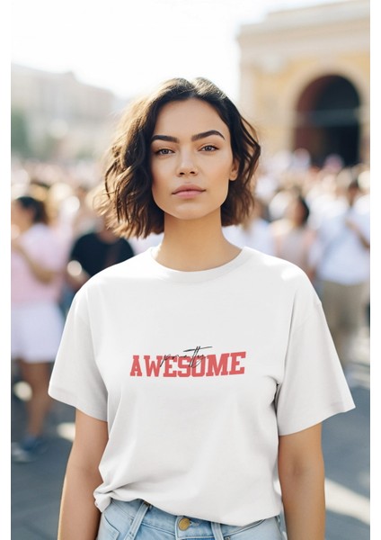 Zuno Kadın Comfort Fit Awesome Pretly Baskılı T-Shirt