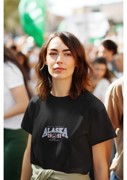 Zuno Kadın Comfort Fit Alaska 1991 Baskılı T-Shirt