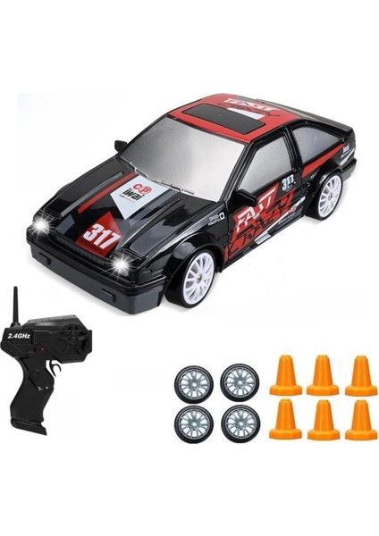Ölçek Oyuncak 4x4 Uzaktan Kumandalı 20 Km/h Hız Drift Için Üretilmiş Şarjlı Araba Rc Yarış Arabası Full Fonksiyon Parkur Dubaları ve Drift Tekerleri 500 Mah Batarya (Klasik Siyah)