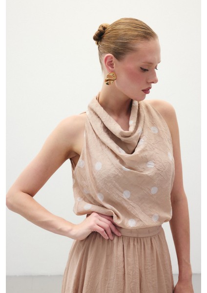 Kolsuz Puantiye Desenli Bluz - Pudra modelleri