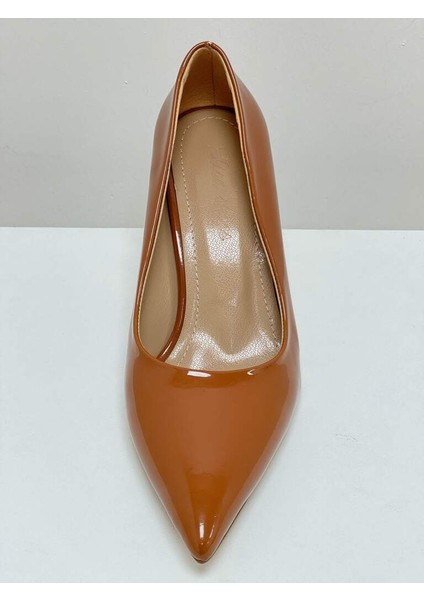 000005 Renk Kahverengi Rugan Kadın Stiletto Topuk 6-8 cm Arası
