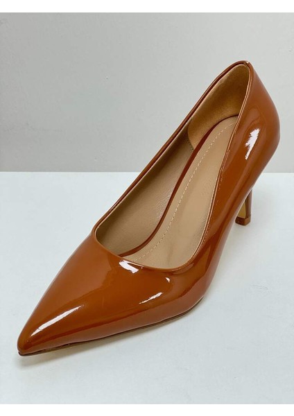 000005 Renk Kahverengi Rugan Kadın Stiletto Topuk 6-8 cm Arası