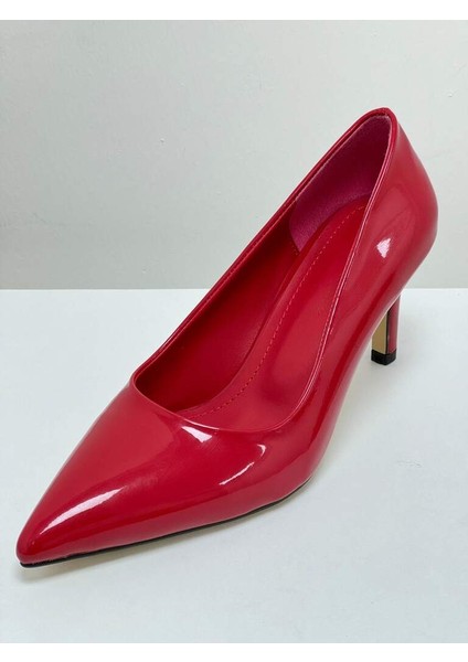 000002 Renk Kırmızı Rugan Kadın Stiletto Topuk 6-8 cm Arası modelleri
