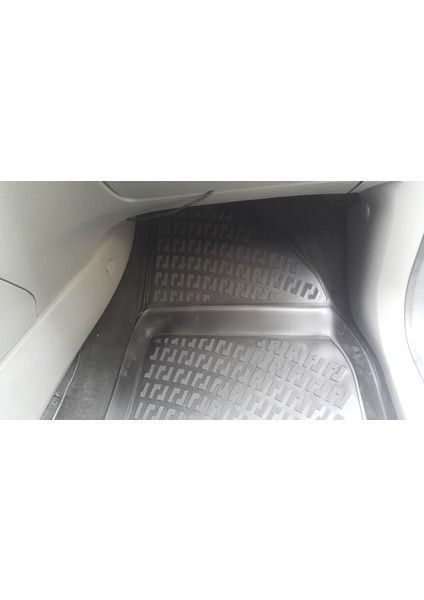 Ford Focus 3D Siyah Havuzlu Paspas 2005 ve 2010
