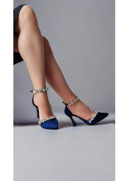 Saten Taşlı Kadın Topuklu Ayakkabı fırsatları
