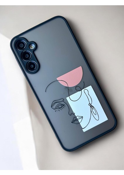 Samsung Galaxy S23 Fe Uyumlu Women Art Desenli Kamera Korumalı Mat Transparan Plastik Arka Kapak Tpu Silikon Kenarlar Şık ve Dayanıklı Koruma Hux Kılıf Kapak (Siyah Women Art)