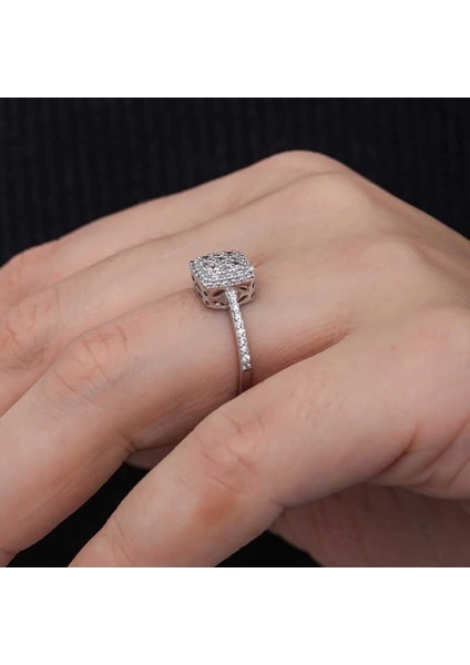 Gümüş Kare Zirkon Taşlı Kadın Yüzük indirimleri