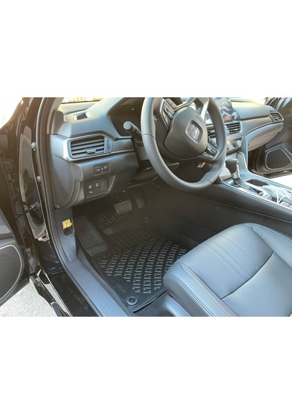 Honda Accord 3D Siyah Havuzlu Paspas 2018 ve Sonrası
