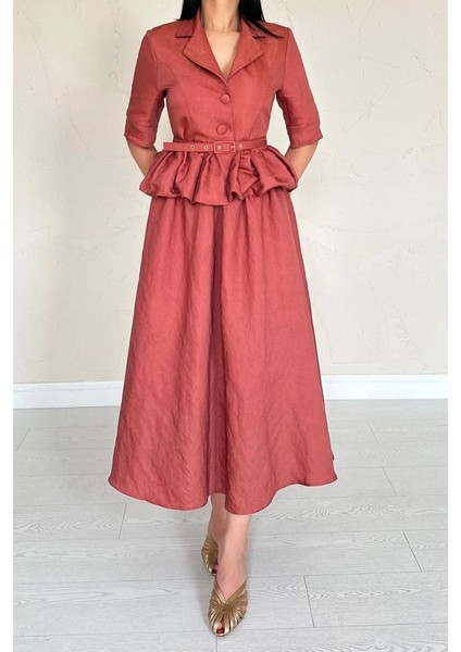 Moccah Ince Kemerli Fırfırlı Ceket ve Büzgülü Etek Takım fırsatları