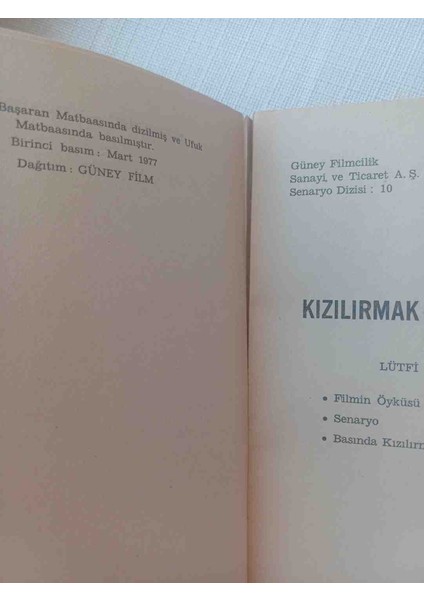 Kızılırmak Karakoyun Biyografi Kitabı, Lütfi Ö. Akad Tarafından Yazılmış Olup, Kapakta Iki Adamın Eski Tarz Fotoğrafını Içerir. fırsatları