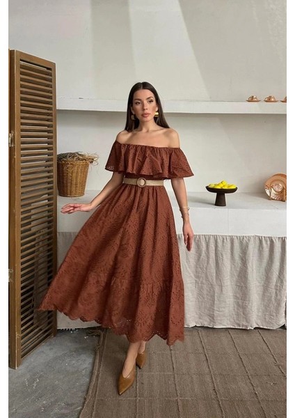 Kahverengi Omzu Lastikli Brode Elbise fiyatları