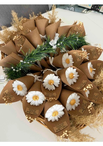 Kişiye Özel Düğün|nişan|söz Hediyelik Papatya Kokulu Buket Mum - 10 Adet modelleri