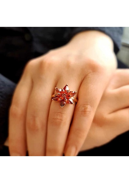 Gümüş Rose Kırmızı Lotus Çiçeği Yüzük fiyatları