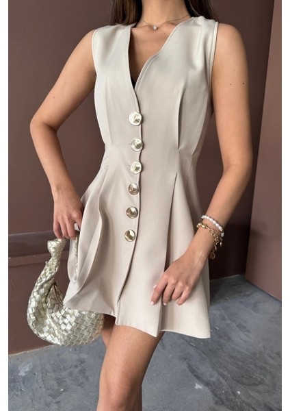 Kolsuz Gold Düğme Elbise Pens ve Pileli Kısa - Bej fırsatları