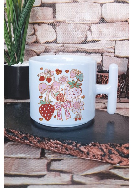 Çilek Ve Kurdele No:2 Baskılı T Kulplu Latte Fincanı Kupa Bardak