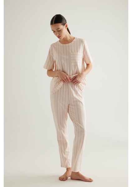 Kadın Pamuklu Kısa Kollu Uzun Pijama Takımı