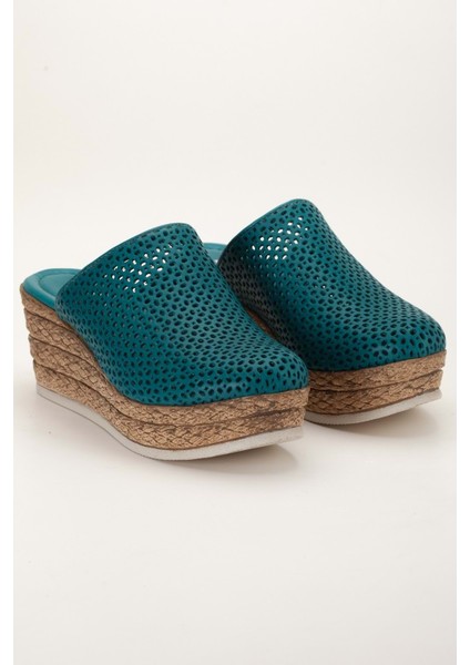 Kadın Hakiki Deri Burnu Kapalı Dolgu Topuk Terlik - Ocean Depths fırsatları