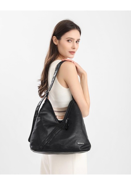 Yıkama Deri Omuz Askılı Kadın Çantası 21-K Barcelona 1931 fırsatları