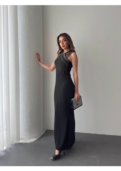 Kadın Omuz Çoklu Askılı Önü Taş Işlemeli Balık Kesim Janjan Krep Maxi Boy Elbise fiyatları