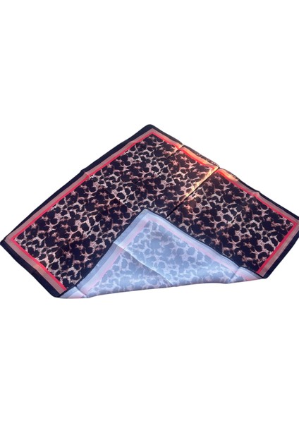 Leopar Desenli Saten Fular Bandana Gavroş