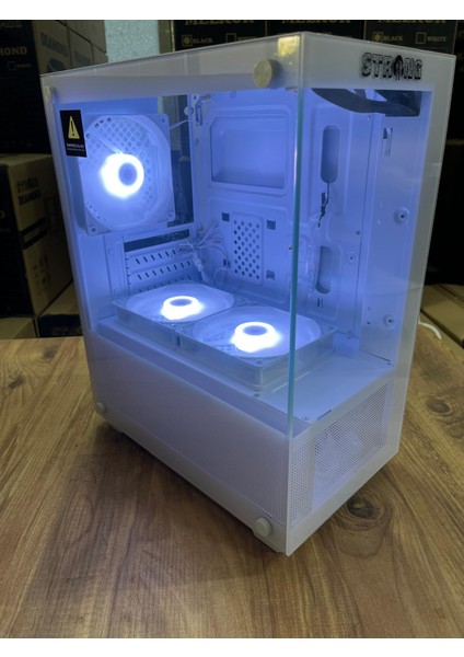 Berry Beyaz Oyuncu Bilgisayarı Kasası Psu Yok