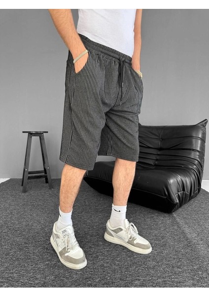 Su Yolu Çizgili Cepli Şort- Siyah fiyatları