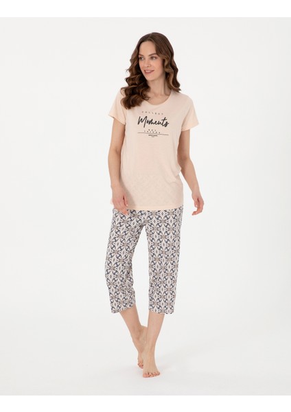 Kadın Bej Kısakollu Kapri Pijama Takımı 50319041-VR011 fırsatları