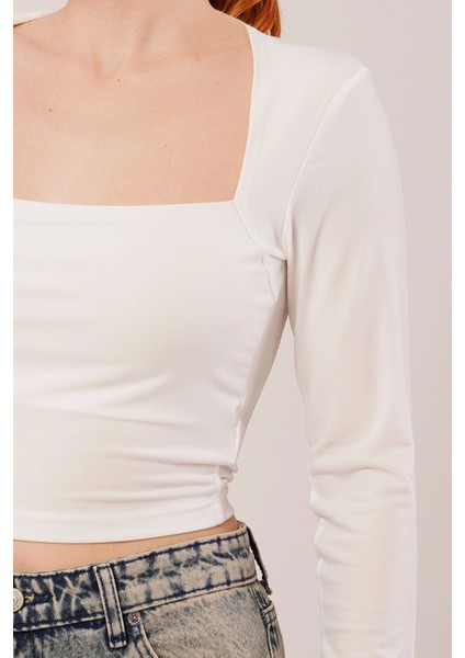 Kare Yaka Basic Beyaz Bluz modelleri