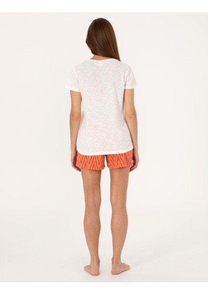 Kadın Beyaz Kısakollu Şort Pijama Takımı 50319057-VR013 indirimleri