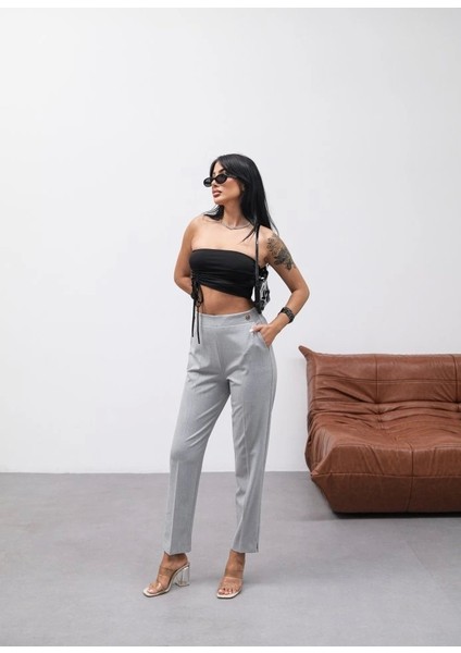 Dekorati̇f Düğmeli̇ Arka Bel Lasti̇kli̇ Pantolon