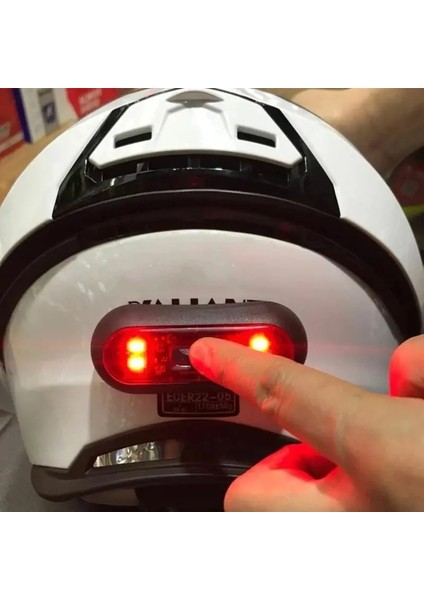 Moto Kask Lambası Bisiklet Arka Lambası LED Işıklı Sinyal Uyarı Arka Lambası Su Geçirmez