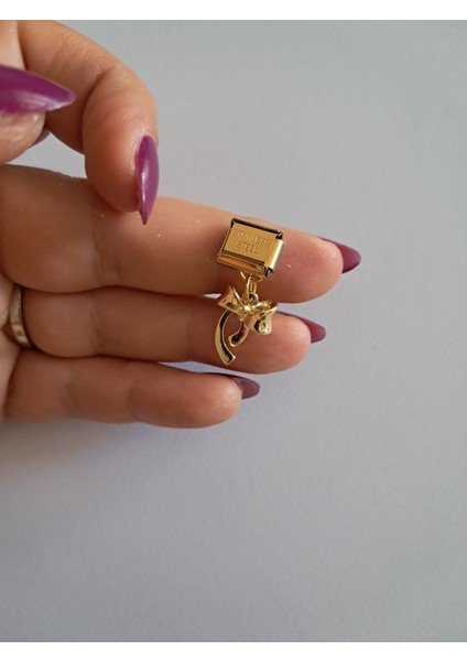Badelis Çelik Gold Renk Kuyruklu Fiyonk Charm fırsatları