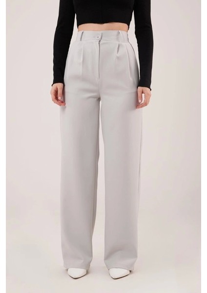 Bol Paça Piliseli Gri Pantolon fiyatları
