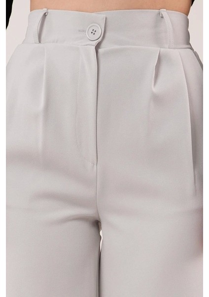 Bol Paça Piliseli Gri Pantolon fırsatları