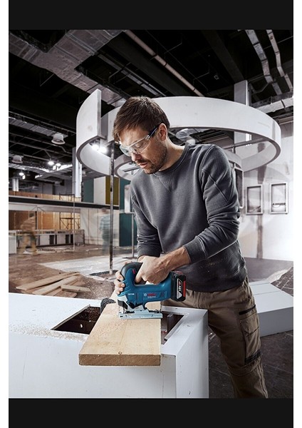 Professional Gst 185-LI 2x4.0 Ah Li-On Akülü Dekupaj fırsatları