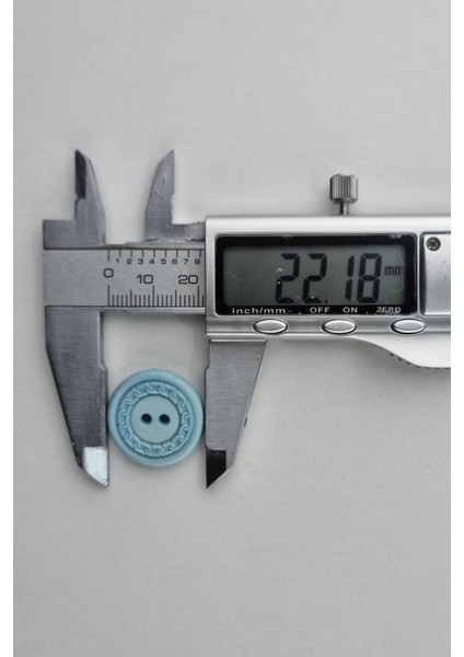 Büyük Boy Zincir Desenli Akrilik Siyah Kaban Çeket Hırka Yelek Düğmesi 5 Adet fiyatları