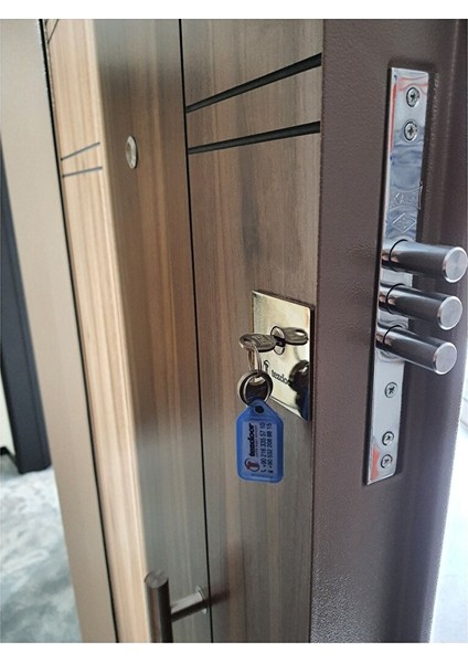 Celik Kapı Tırnaklı Çelik Kapı, Statik Kasalı Tanganika Düz Model Daire Kapısı Sol