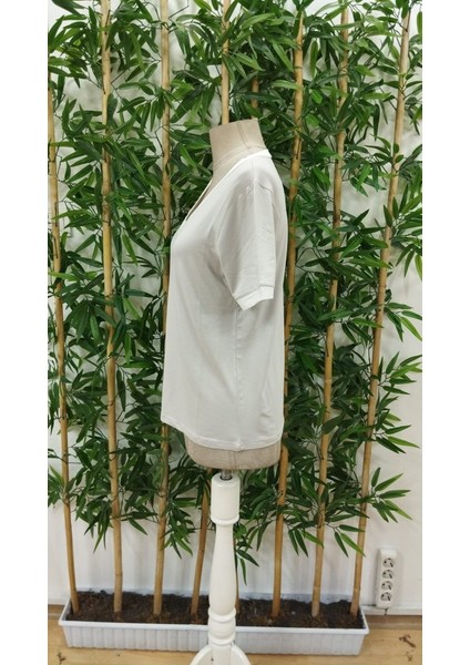 Kadın Kısa Kollu V Yakalı Viskon Bluz indirimleri