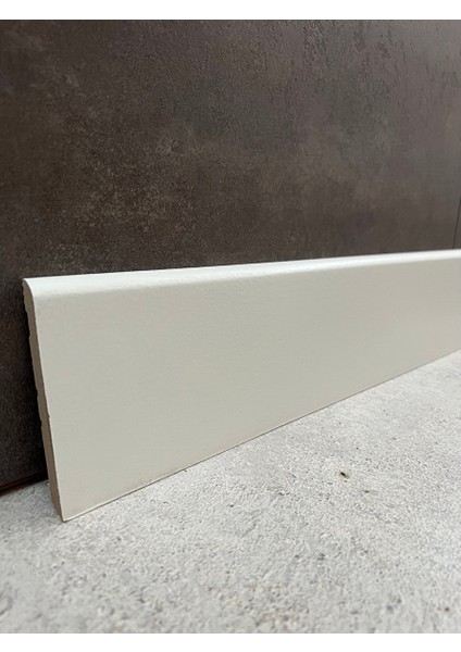 F501 8 cm Lake Beyaz Laminant Parke Süpürgelik