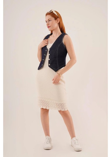 Düğme ve Ön Dikiş Detaylı Lacivert Jean Yelek modelleri