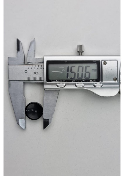 Küçük Boy Delikli Çanak Siyah Hırka Çeket Yelek Düğmesi 5 Adet fiyatları