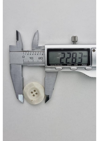 Küçük Boy Akrilik Dört Delikli Lacivert Kaban Çeket Hırka Yelek Düğmesi 5 Adet fiyatları