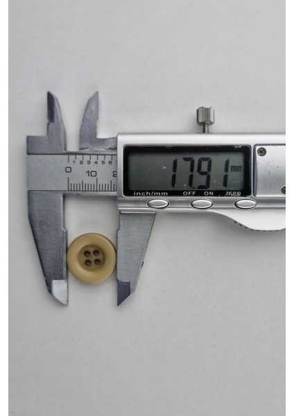 Akrilik Mat Dört Delikli Yuvarlak Gri Çeket Hırka Yelek Düğmesi 6 Adet fiyatları