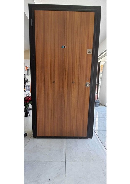 Çelik Kapı, Ahşap Desenli Çelik Kapı, Tırnaklı Çelik Kapı, Daire Kapısı Sağ Açılım fırsatları