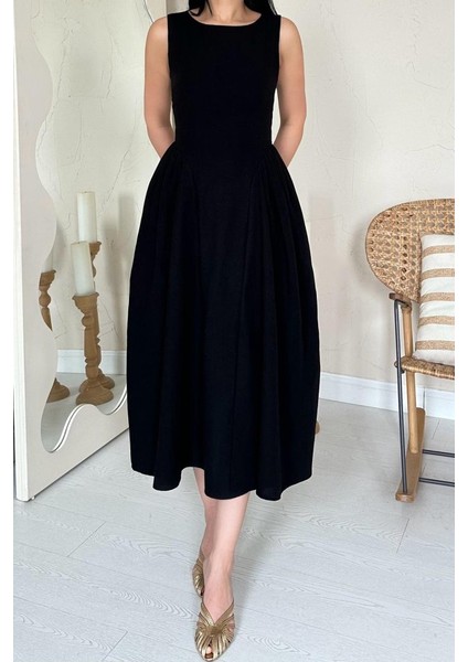 Siyah Yanları Büzgülü Midi Boy Keten Elbise fırsatları