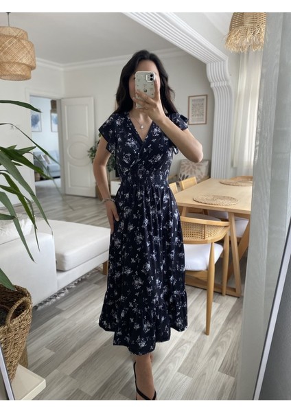 Kadın Kısa Kollu Kruvaze Yakalı Beli Lastikli Çiçek Desenli Elbise